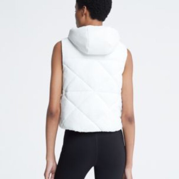 NEW CALVIN KLEIN Hooded Diamond Quilted Vest Cloud 367mn - Picture 2 of 6